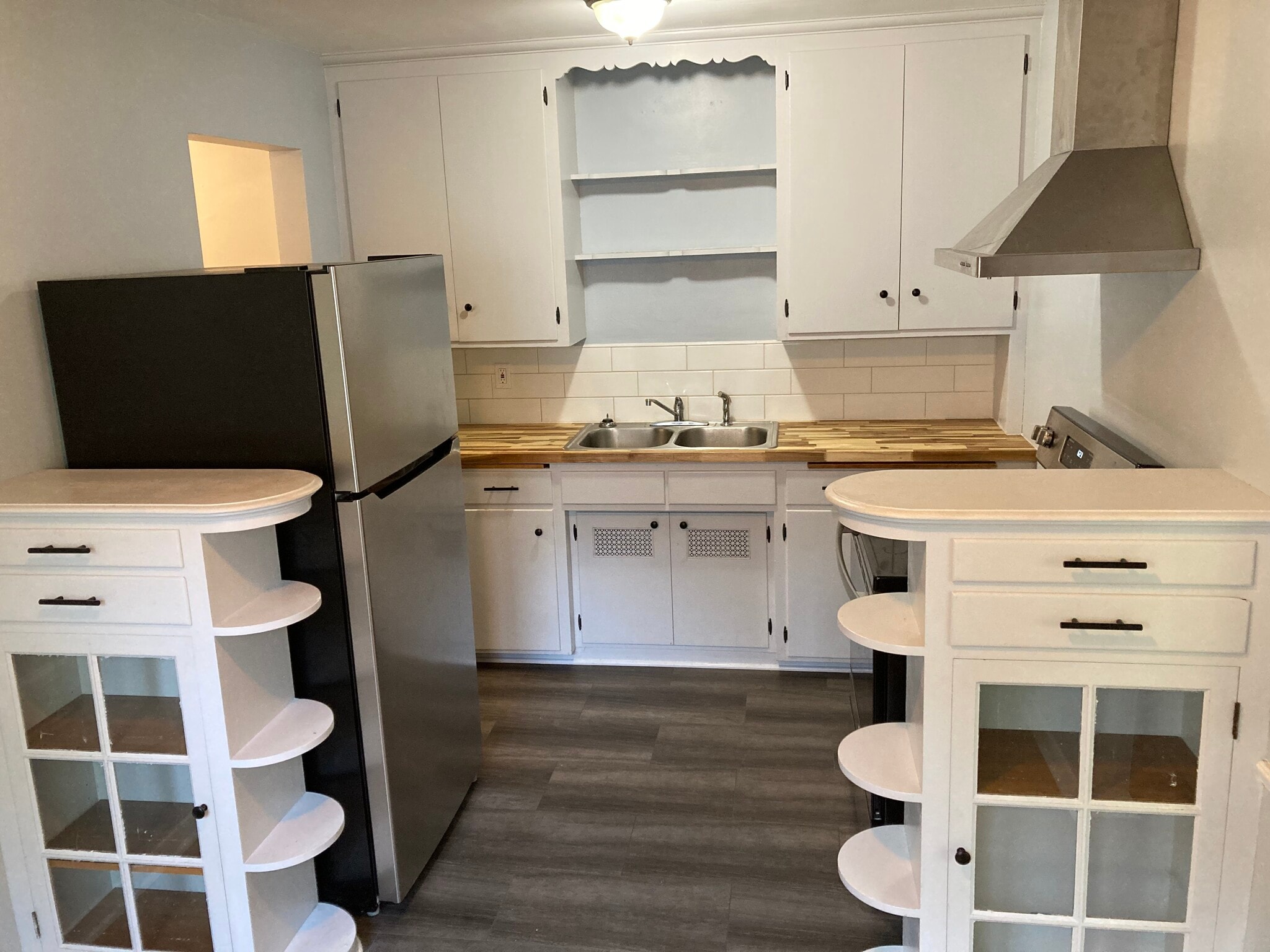 Kitchen - 5834 Lyndale Ave S