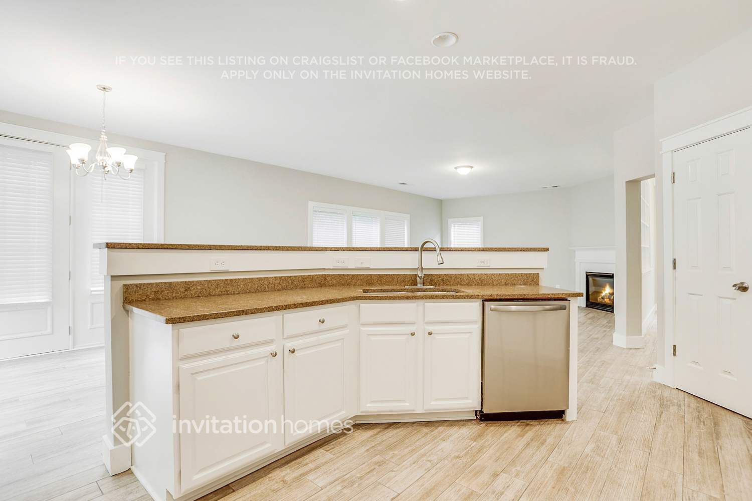 Building Photo - 2771 Groovers Lake Point