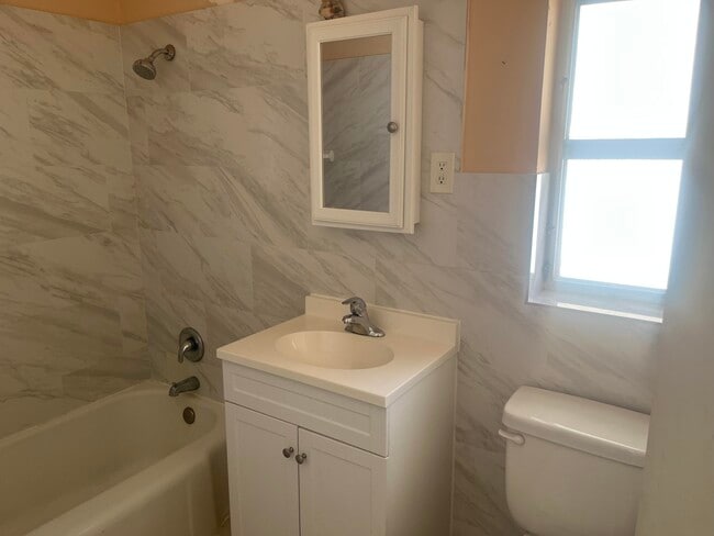 Building Photo - 327 Ocean Breeze