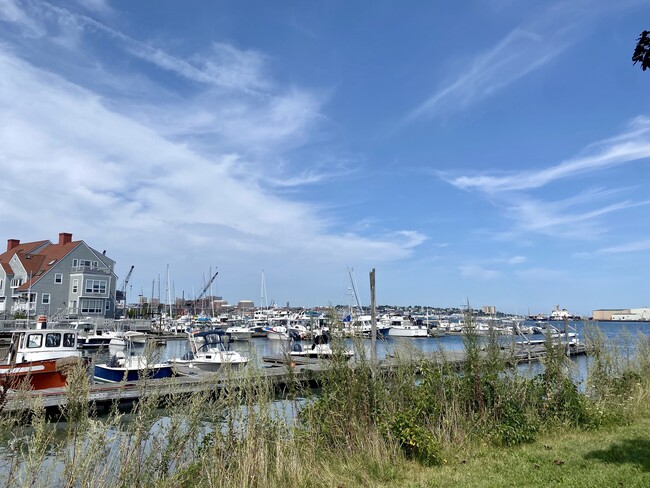 Building Photo - 18 Ocean St