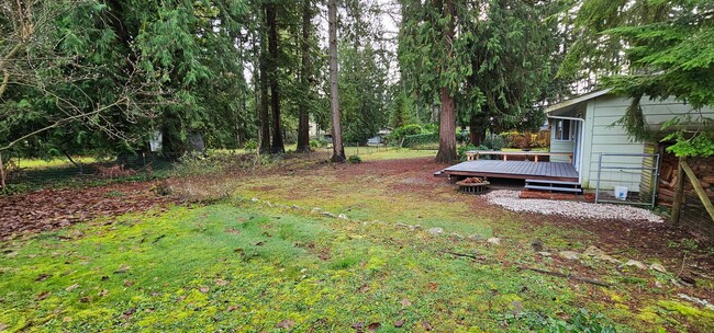 Building Photo - Spacious Port Orchard Rambler