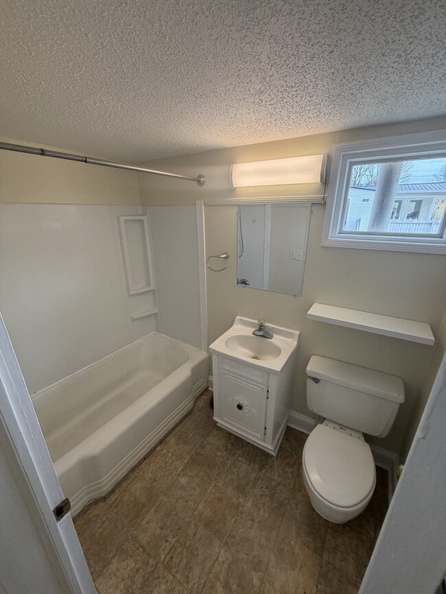 Building Photo - 5292 Red Hill Church Rd