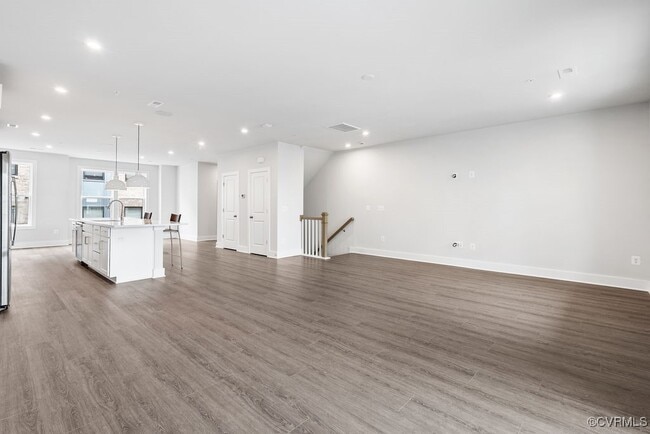 Building Photo - 1020 Bowe St