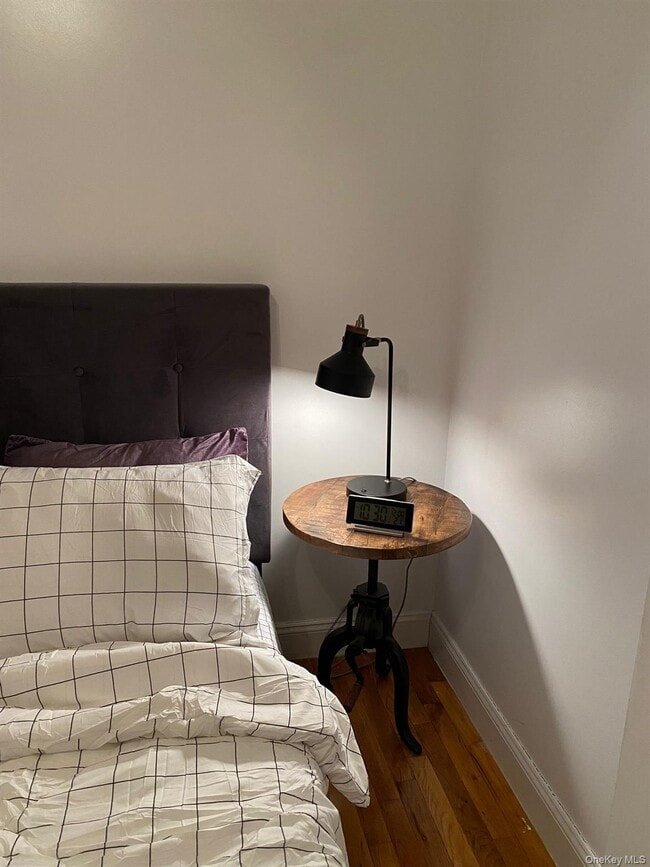 Building Photo - 381 Chauncey St