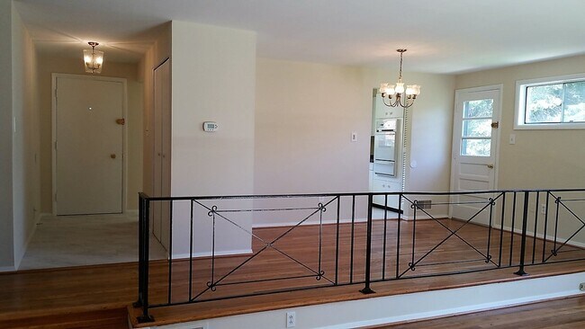 Building Photo - 4002 Blackpool Rd