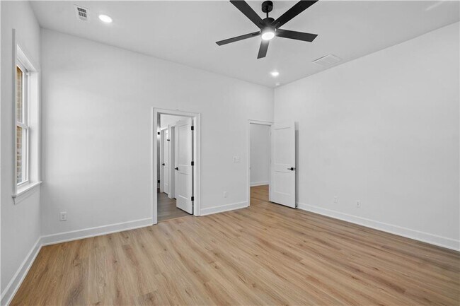 Building Photo - 1810 Peacock Rd