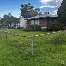 Building Photo - Bright 2 Bed / 1 Bath Home in Tempe – Avai...