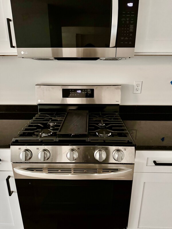 Building Photo - 2869 Charing Rd