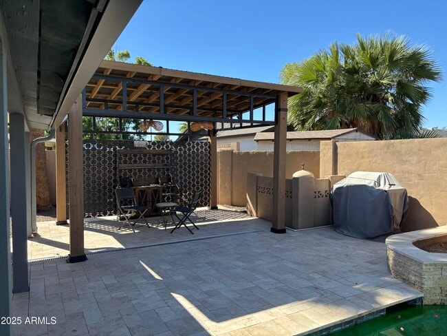 Building Photo - 4410 S Rita Ln