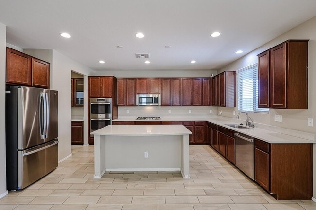 Building Photo - 12226 W Locust Ln