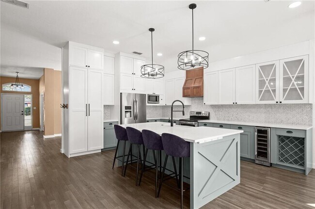 Building Photo - 316 Poppy Cove