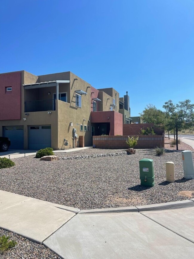 Building Photo - 1668 Bull Lea Dr SE