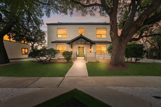Building Photo - The Mulberry