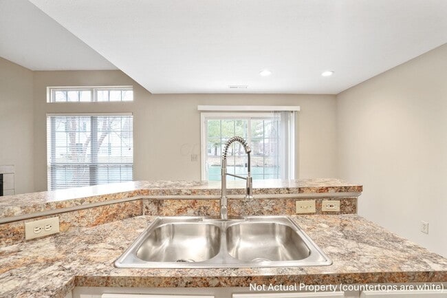 Building Photo - 4929 Aspen Pine Blvd