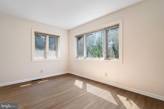 Building Photo - 15729 Holly Grove Rd