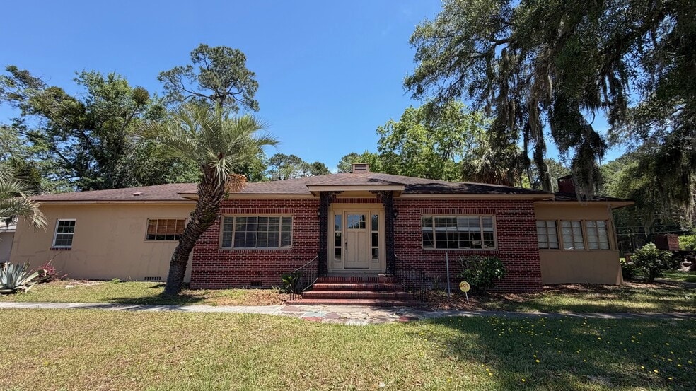 Building Photo - 124 Quacco Rd