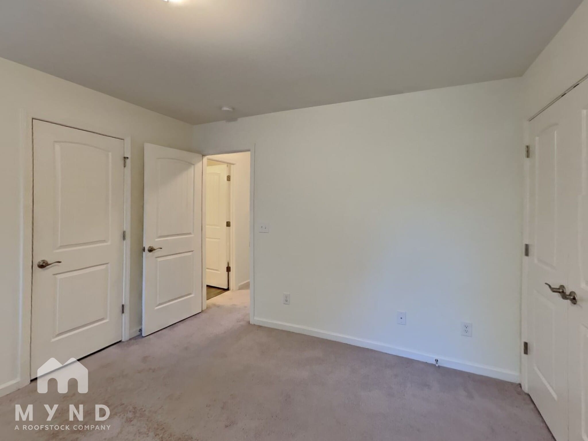 Building Photo - 246 Spark St