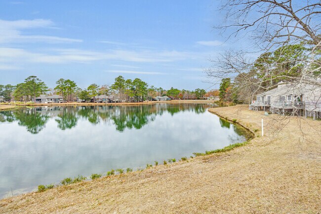 Building Photo - 7212 Windward Dr