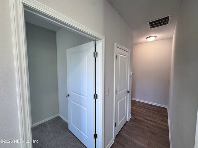 Building Photo - 156 Charlie Way