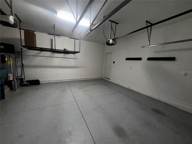 Building Photo - 11939 Satire St