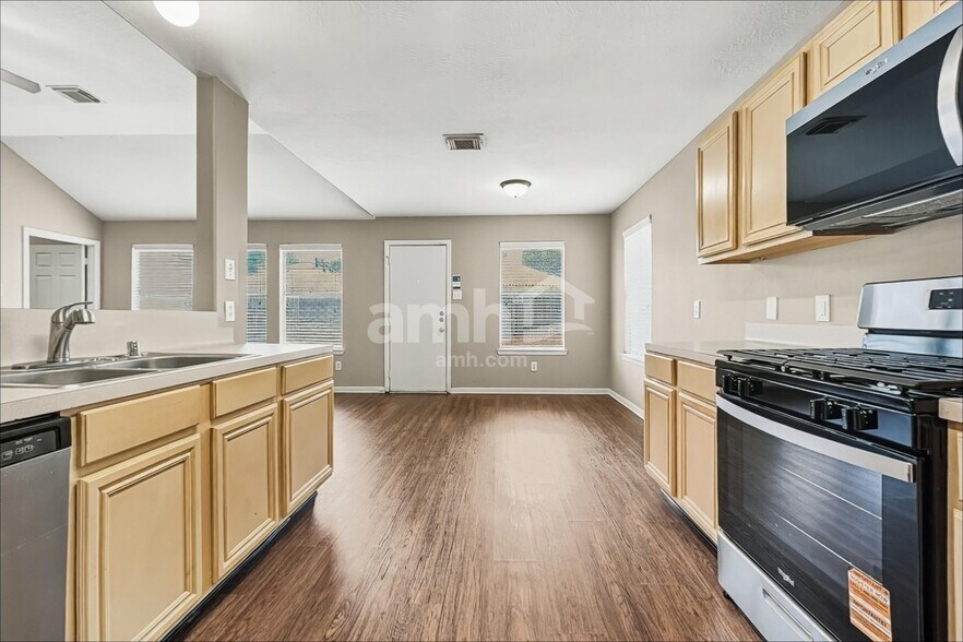 Building Photo - 19343 Grand Colony Ct