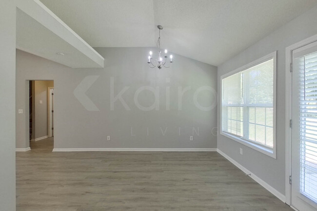 Building Photo - 118 Vineyard Ridge Dr