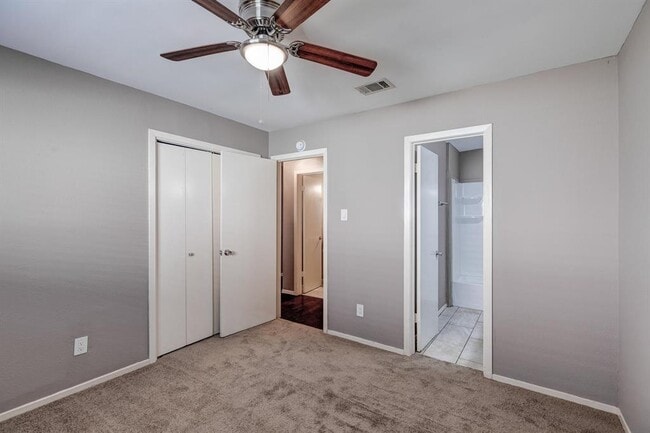 Building Photo - 5404 Atascosa Dr