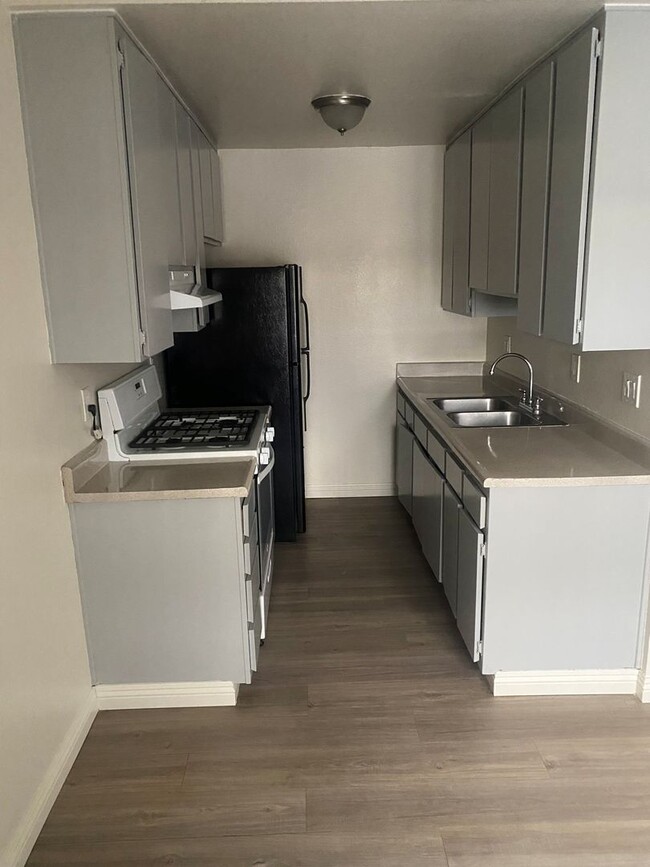 Interior Photo - Rayen Apartments