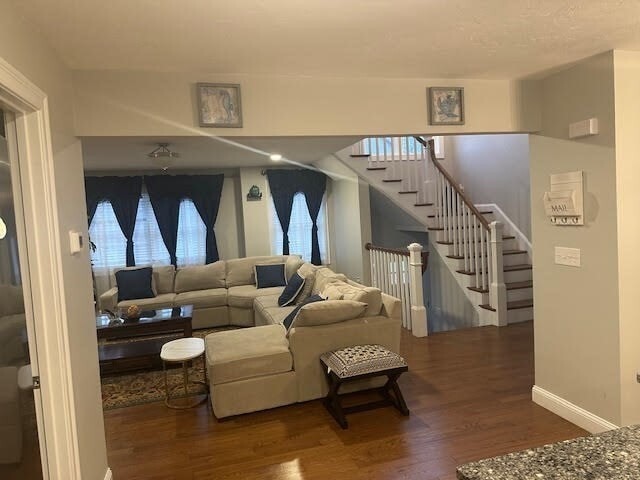 Building Photo - 21 Burncoat Hts