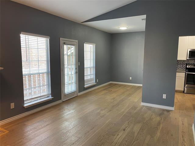 Building Photo - 8600 Coppertowne Ln