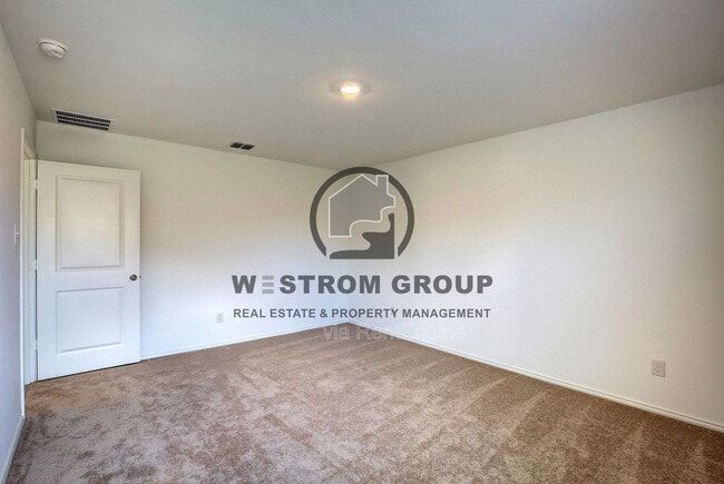 Building Photo - 11831 Arkoma Dr