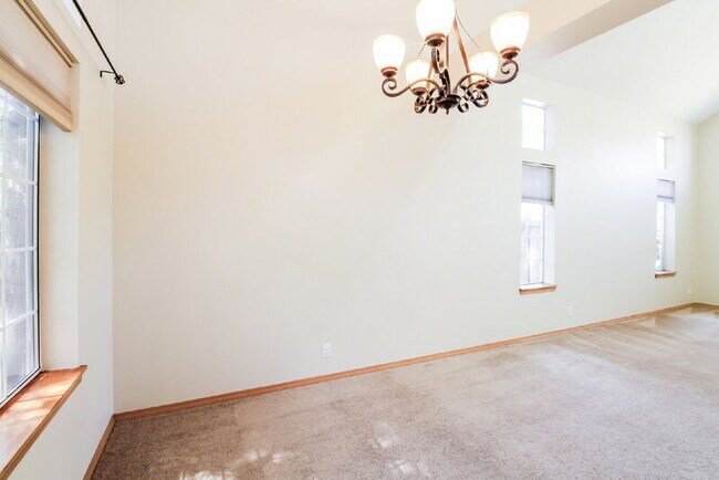 Building Photo - 25719 SE 37th St
