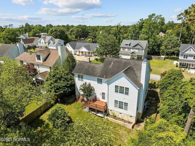 Building Photo - 1010 Meridian Dr