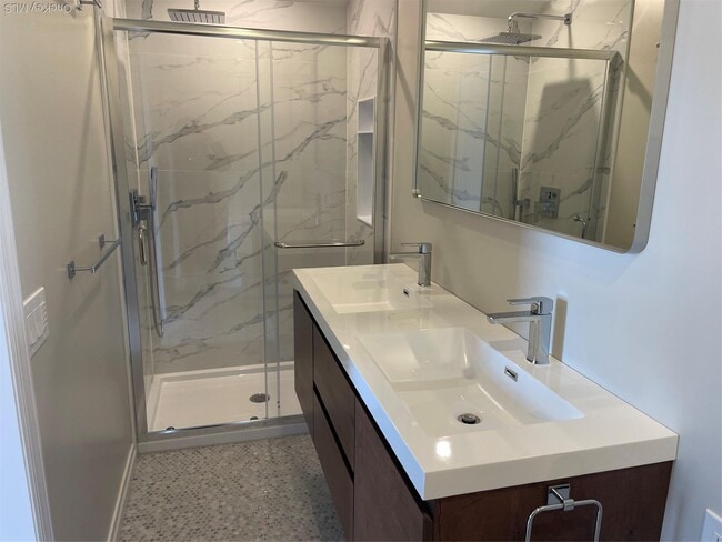 Building Photo - 9 Damson Ln