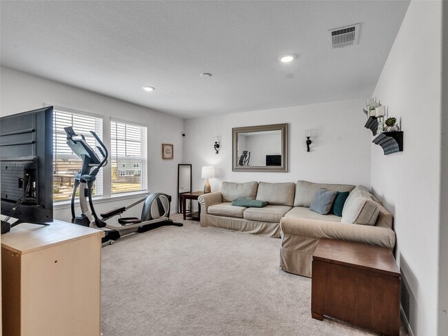 Building Photo - 25623 Balsamroot Dr