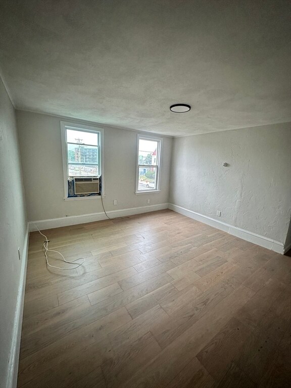 Building Photo - 172 Winthrop Ave