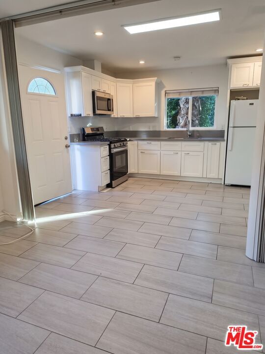 Building Photo - 22619 Enadia Way