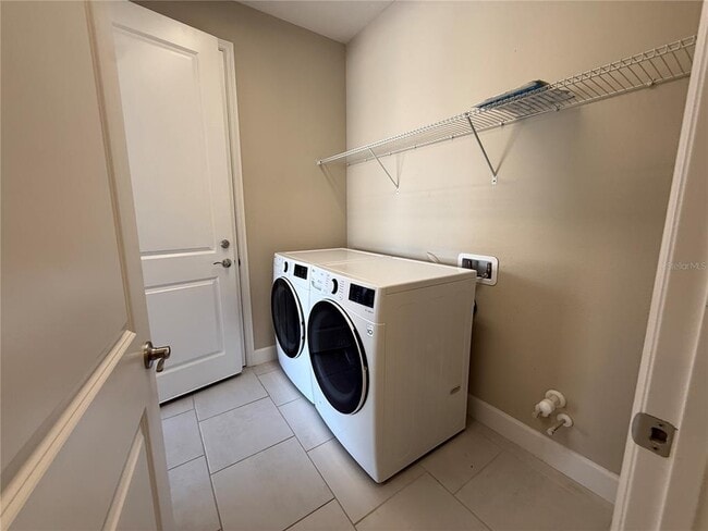 Building Photo - 3060 Mountain Spruce Ter