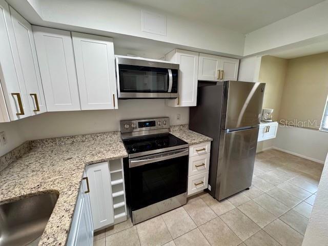 Building Photo - 6999 W Country Club Dr N