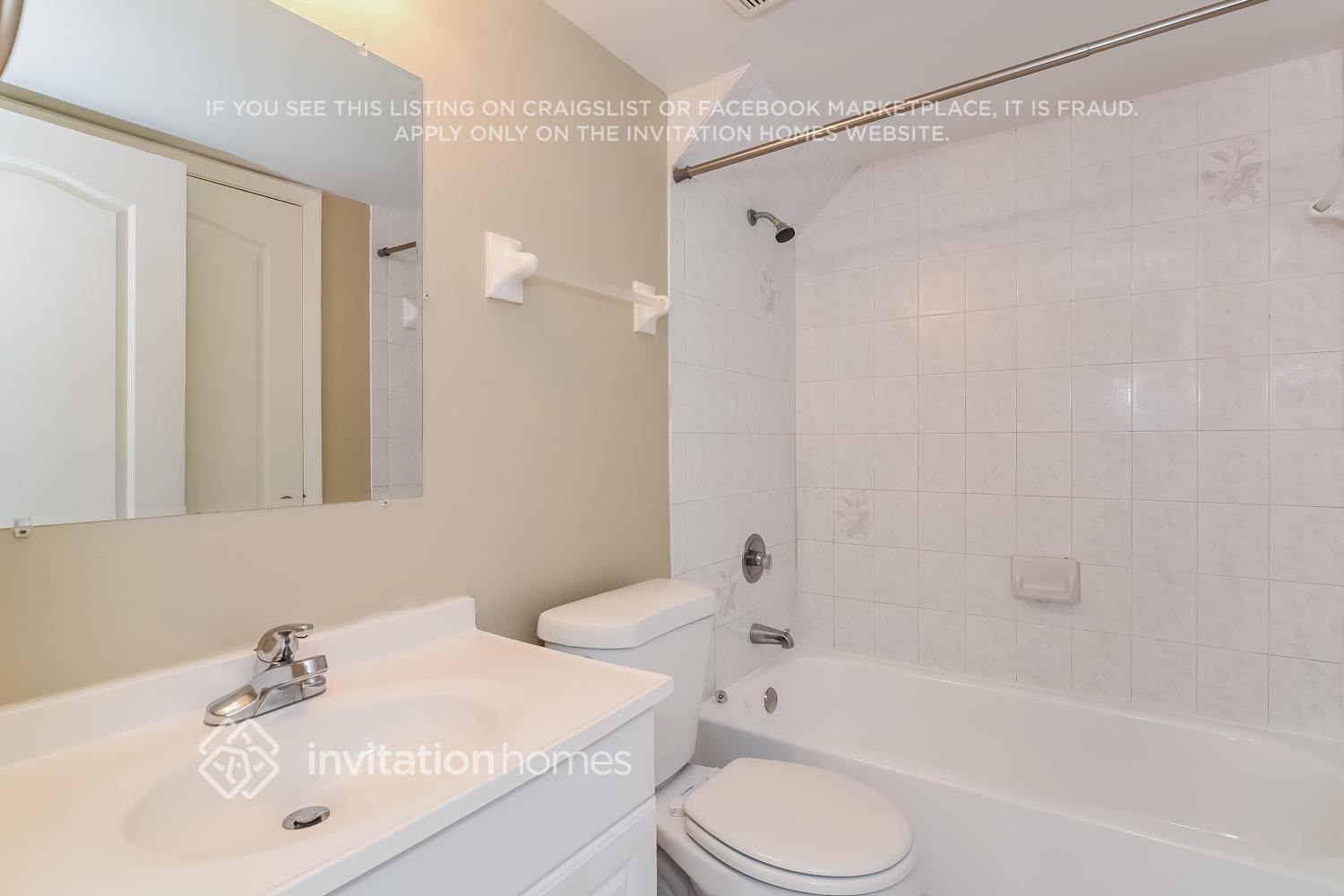 Building Photo - 7211 W 24th Ave