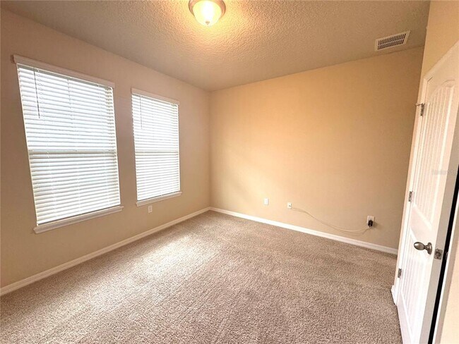Building Photo - 10242 Sand Cay Dr