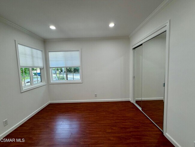 Building Photo - Welcome this single story, beautifully maintained and thoughtfully updated home South Of The Boul...