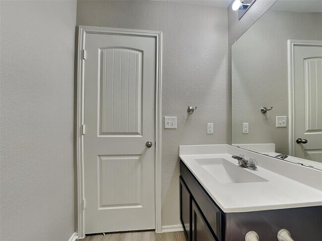Building Photo - 3701 Tilmon Ln.