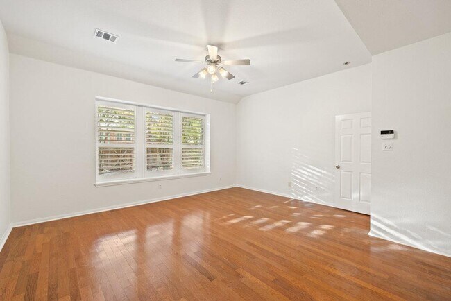 Building Photo - 908 Golden Palomino Ct