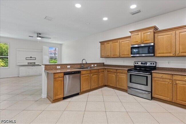 Building Photo - 9717 Blue Stone Cir