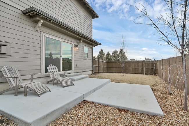 Building Photo - Nearly new 3 bedroom 2.5 bath in Mirada Ne...
