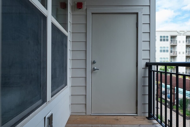 Building Photo - 360 Foley St