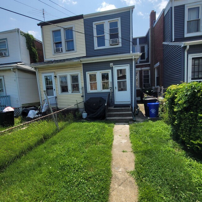 Building Photo - 519 Bergen St
