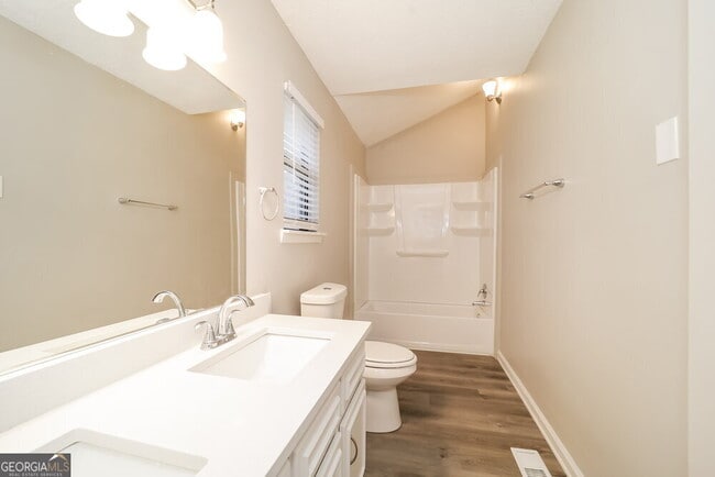Building Photo - 1640 Clearstone Dr
