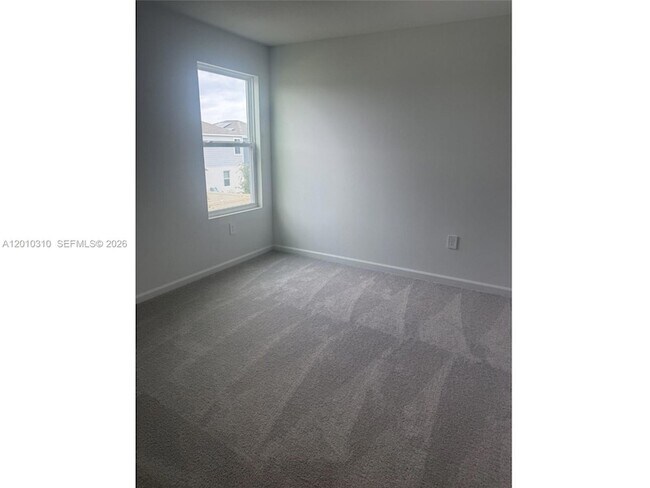 Building Photo - 5423 Meadow Walk Dr